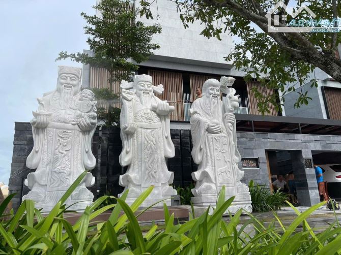 Cần Bán Gấp Căn Villa Đẹp Nhất Dự Án One River Villas - 3 Mặt Tiền - Ngay Quảng Trường Côn