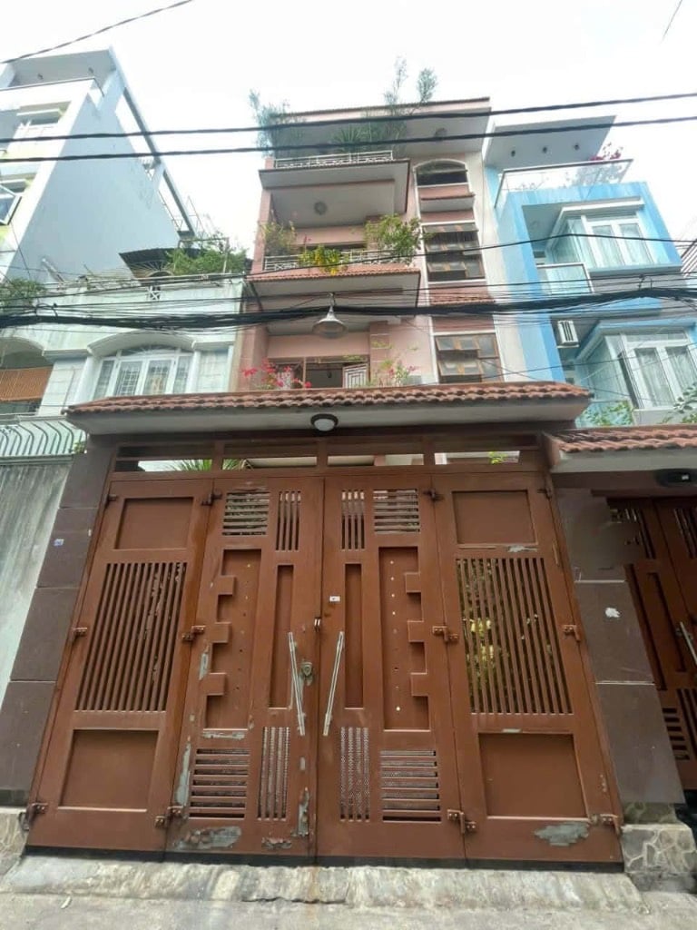 Bán nhà hẻm xe hơi đường 3/2, quận 10, diện tích 115m2, giá 25 tỷ
