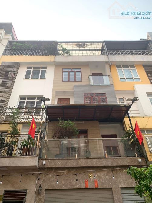 Cần tiền bán cắt lỗ nhà 5 tầng, full nội thất Liền Kề Văn Khê, kinh doanh đỉnh, 83m2.