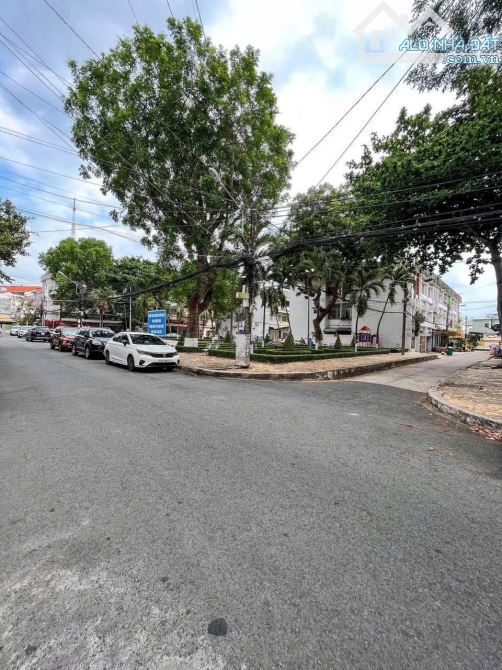 BÁN CĂN HỘ CHUNG CƯ 178 ĐƯỜNG 3/2 - View Công Viên