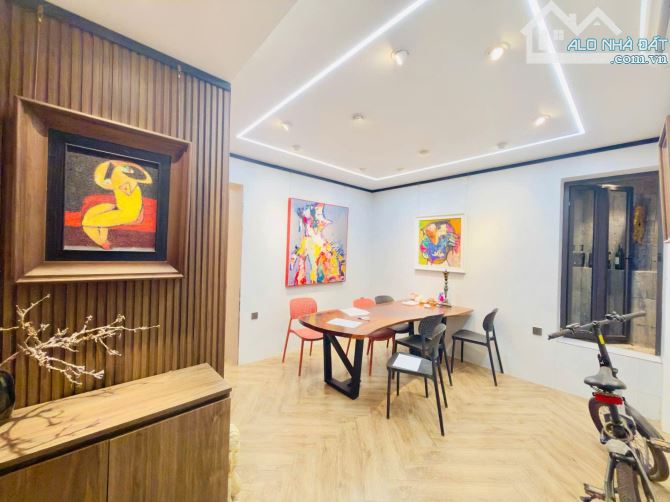 Bán căn hộ tập thể tầng 1 Phố Hàng Bông Hoàn Kiếm, 45m2, kinh doanh, Sổ riêng,Giá 5,1 Tỷ