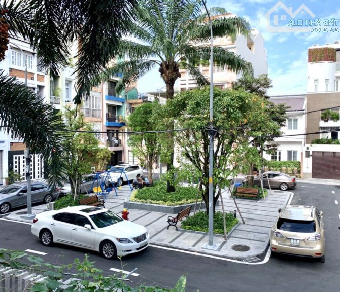 BÁN GẤP BIỆT THỰ 284/4 NGUYỄN TRỌNG TUYÊN, Q.PHÚ NHUÂN, DT:7.6X25M, 4 TẦNG GIÁ 46 TỶ
