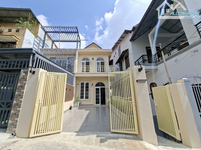 10 TỶ , BÁN NHÀ ĐÀ LẠT GẦN NGÃ 5 BÙI THỊ XUÂN, ĐINH TIẺN HOÀNG.