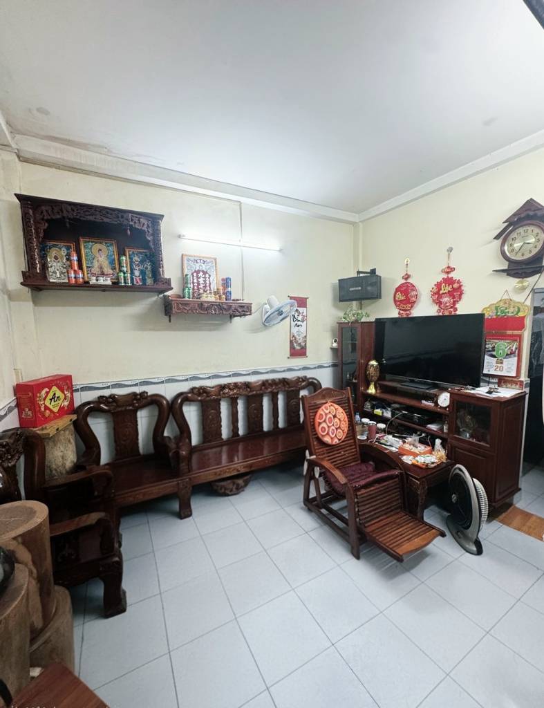 Bán gấp nhà 2 tầng khu Tên Lửa, 41m² 2PN 2WC, gần AEON Mall Bình Tân, giá 3.7 tỷ