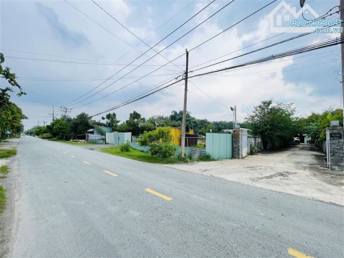 Bán Nhà Xưởng Nhuận Đức 4,737m2 Thổ Cư 400m2 Chỉ 22 Tỷ Nhuận Đức Củ Chi
