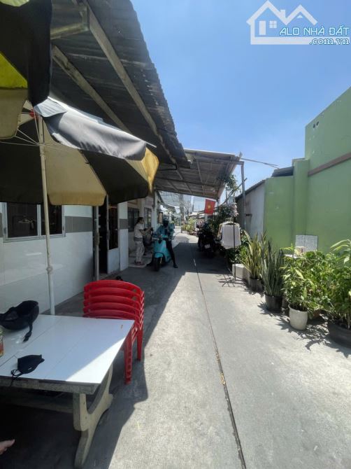 Bán dãy trọ Lê Trọng Tấn Tân Phú gần trường ĐH công thương 200m2-2Tầng Dòng tiền 80tr/th