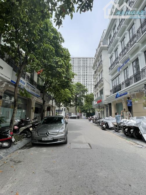 NHÀ ĐẸP LAI XÁ - HOÀI ĐỨC, PHÂN LÔ, Ô TÔ TRÁNH: 85M2 * 7 TẦNG, THANG MÁY, CHỈ 22 TỶ.