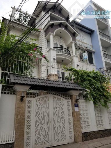 Bán Nhà Ngay đường Hoàng hoa thám , Ngang 10.5m x 25, nhà rất đẹp, hẻm 8m, giá 43 tỷ tl