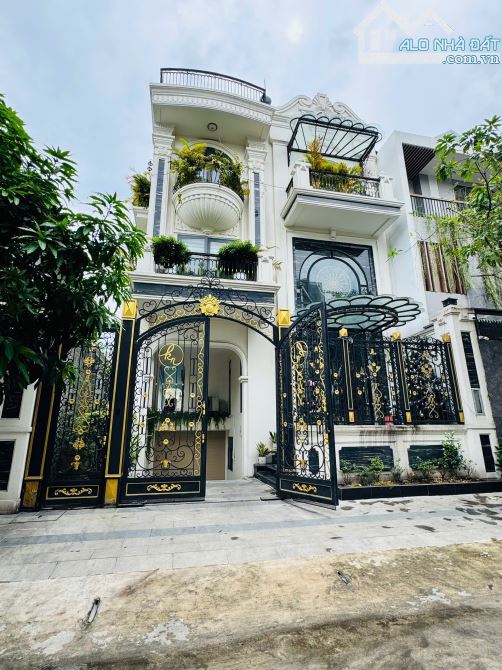 Bán Biệt Thự Châu Âu-Bình Lợi p.13 Bình Thạnh, 10x19m, Hầm 4 Tầng, có Thang Máy