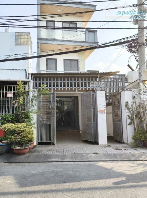 Bán nhà mặt tiền Quận 8- Mai Hắc Đế, P15- 68tr/m2- 6,15x15,5m 3 tấm 4 phòng kinh doanh tốt