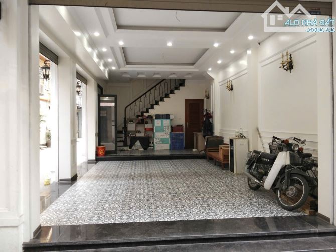 Bán nhà khu phân lô Phố Vũ Xuân Thiều - Cầu Bây - Long Biên.