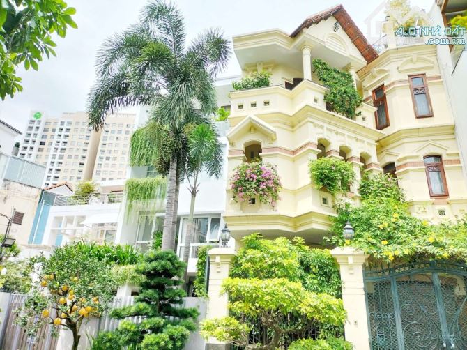 Siêu phẩm nhà khu VIP Cao Thắng diện tích chuẩn 6m x 18m (107m2) nhà đẹp chỉ 30 tỷ