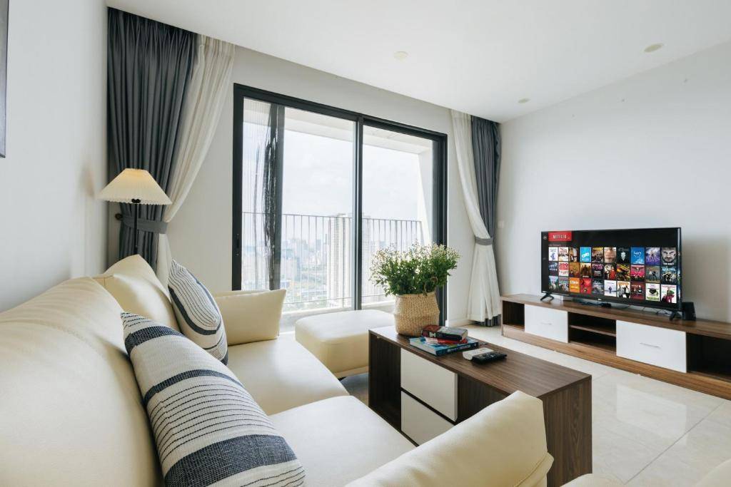 cần bán căn 2Pn Vinhomes D'Capitale, view hồ 72m2 - chốt chỉ nhỉnh 8 tỷ