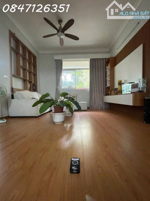 💥Căn góc Vinaconex 3 Trương Công Giai, Cầu Giấy 109m 3PN nội thất siêu VIP, hơn 10 tỷ