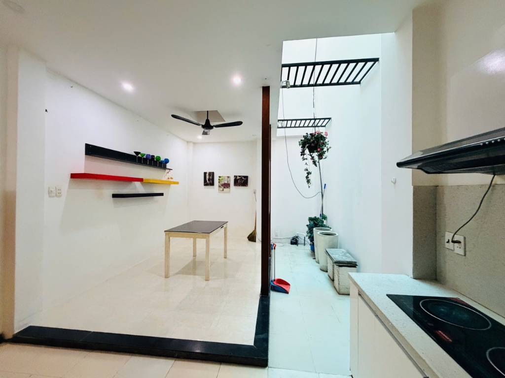 BÁN NHÀ SẦM SƠN TÂN BÌNH, NGANG 10 x 22M KINH DOANH, GIÁ 57 TỶ