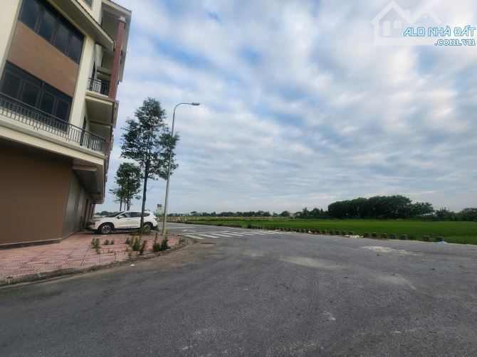 🏡Bán Nhà Góc 4 Tầng KDT Vạn Phúc, Vạn An Mt 6m Dt 99m2 Giá 7.9 Tỷ