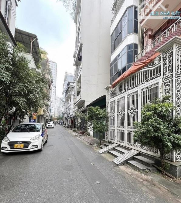 Rẻ Nhất Phân Lô Trung Hoà,Cầu Giấy - 80m2 6Tầng Lô Góc 3 Thoáng -2 Ô Tô Tránh Kinh Doanh
