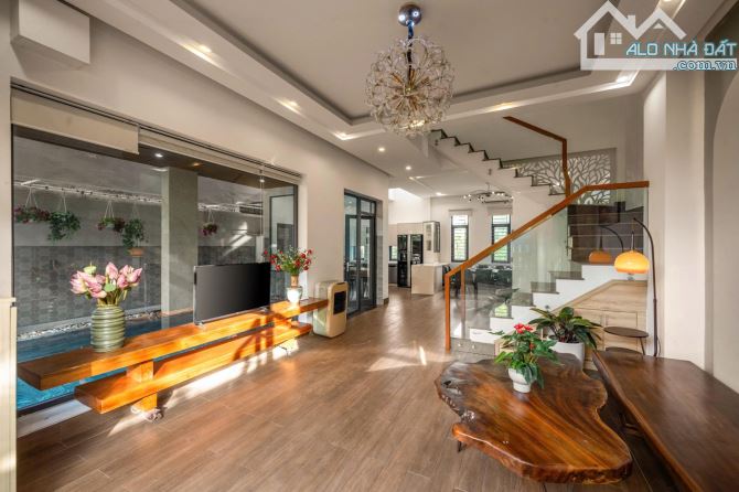 🍀CẦN BÁN : BOUTIQUE VILLA ĐÀ NẴNG MẶT TIỀN : NGUYỄN HỮU THÔNG