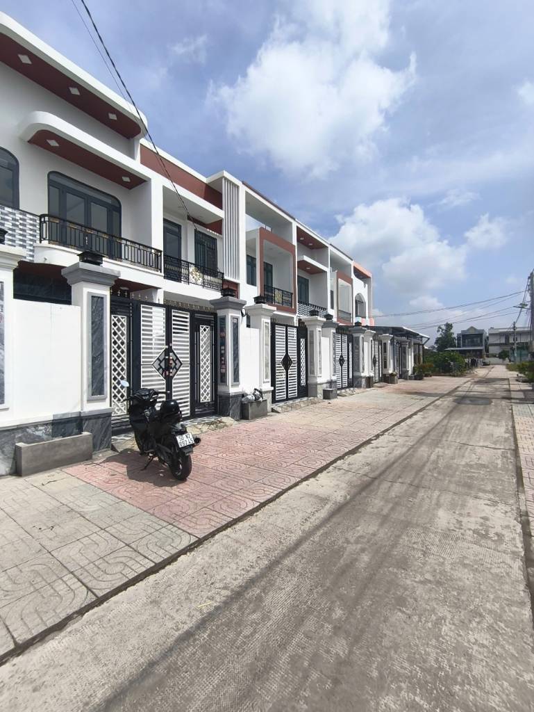 Bán gấp căn nhà Long Trạch, Cần Đước Long An, giá trọn gói 1 tỷ 98