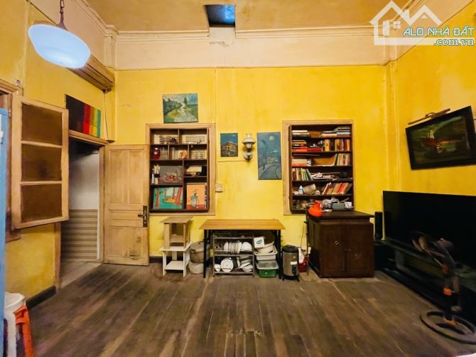 BÁN CĂN HỘ PHỐ CỔ HOÀN KIẾM 35M2 HỘ KHẨU HOÀN KIẾM GẦN PHỐ GIÁ CHỈ 4.5 T