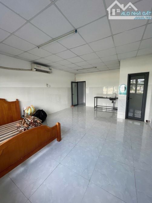 🔥Chỉ 6.4 Tỷ: Dòng Tiền 23Tr/Th - Trung Tâm Hải Châu - 91m2 - Kiệt 5m OTo Đậu Đỗ Ngày Đêm