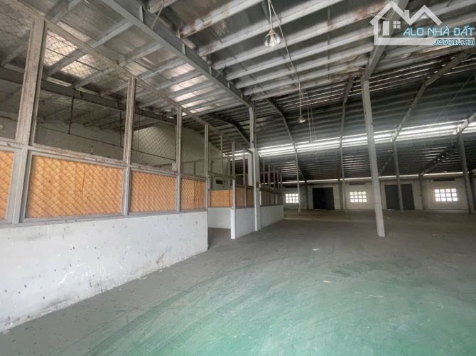Bán kho xưởng 1250m MT q.lộ 1A,Thủ Đức.