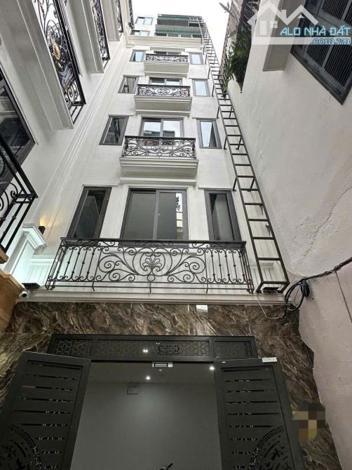 Bán tòa CHDV Hòa Bình 7 –Hai Bà Trưng | 59/62m² x 7T, TM, 18P nội thất đẹp, 90tr, 17.2 tỷ