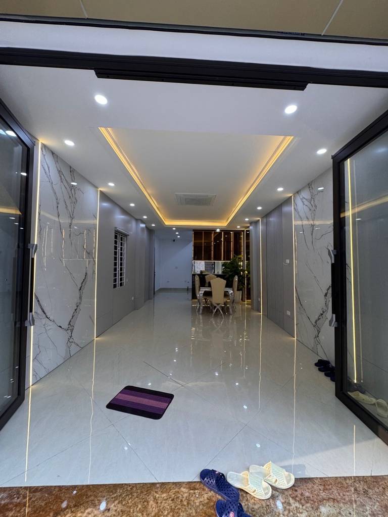 BÁN NHÀ LƯƠNG KHÁNH THIỆN, HOÀNG MAI, DT 35M² x 5 TẦNG x MT 4.5M, NGÕ THÔNG