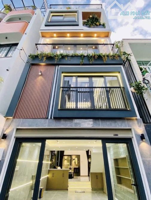 GIẢM 200 TRIỆU BÁN NHANH NHÀ BÀ HẠT, QUẬN 10 - GIÁ: 4,89TỶ/54M2 - NGAY VẠN HẠNH MALL