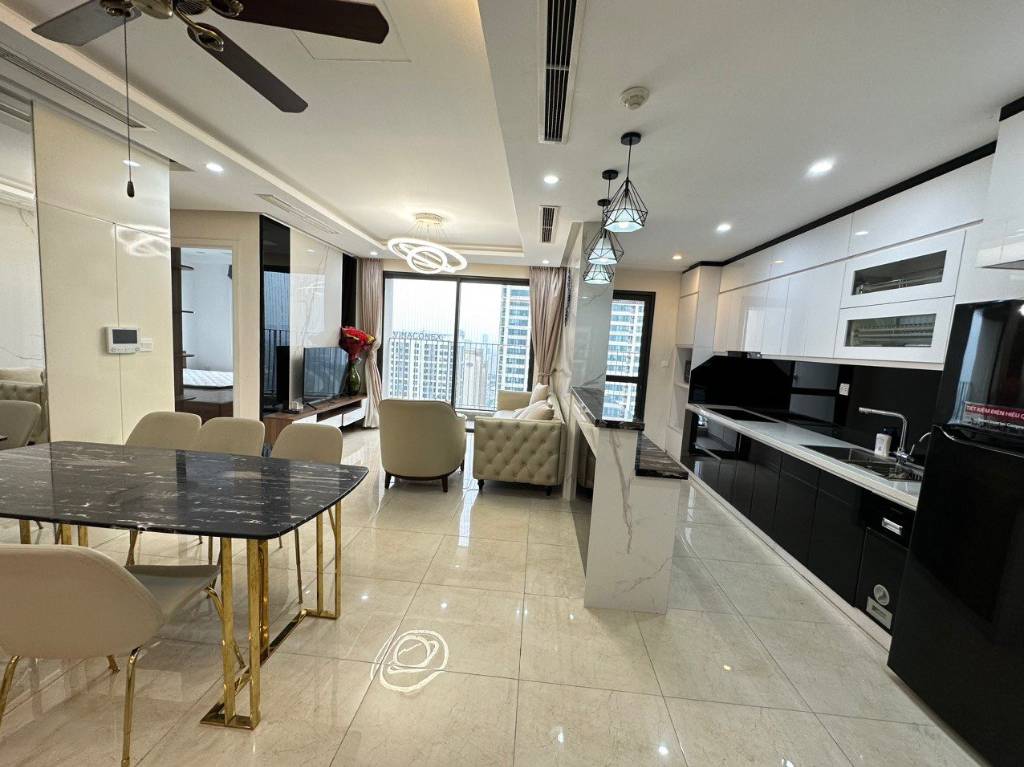 Bán căn hộ 3PN Vinhomes D'Capitale, view ôm trọn hồ, full đồ về ở, giá nhỉnh 10 tỷ