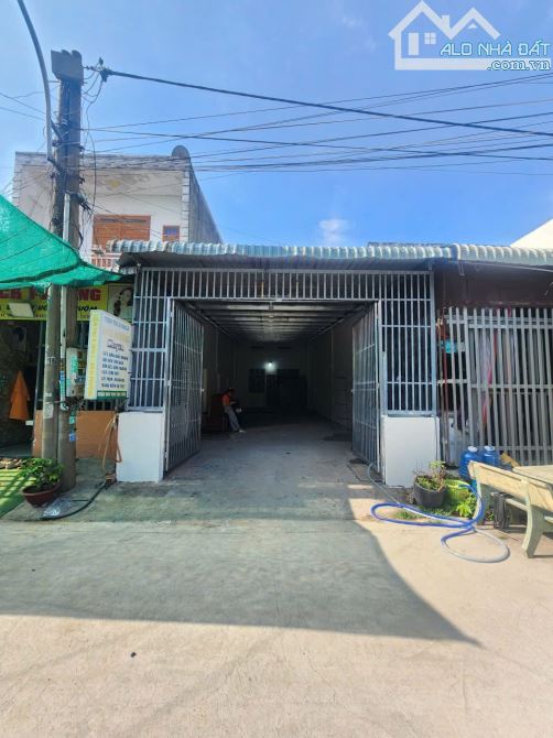 Nhà Rẻ gần Ngã 6 An Phú🔥97,6m2 (5x19,5m)_3Ty100_KDC Thuận Giao ra đường 22/12 chỉ 300m