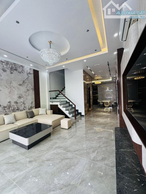 Bán nhà 5 tầng thang máy 70m2 tại tdc Xi Măng, Hồng Bàng chỉ 9,2 tỷ.