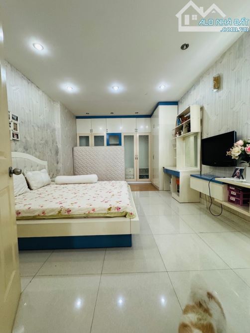 NHÀ 4 TẦNG 2 MẶT TIỀN KDC NAM HÙNG VƯƠNG–DT 90M²– lĐANG CÓ DÒNG TIỀN (G29)