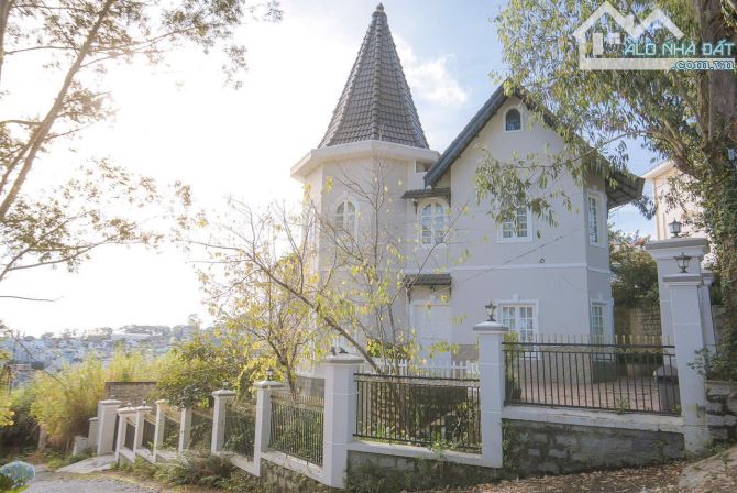Giảm còn 25ty biệt thự phong cách Châu Âu nằm góc 2 mặt tiền Nguyễn Trung Trực Đà Lat