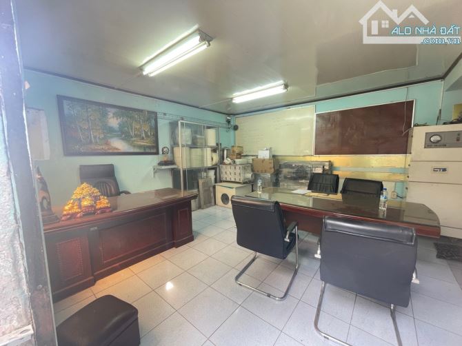 BÁN NHÀ XƯỞNG 2640M2, ĐƯỜNG XE CONT RA VÀO, THUẬN GIAO, GIÁ CHỈ 32 TỶ