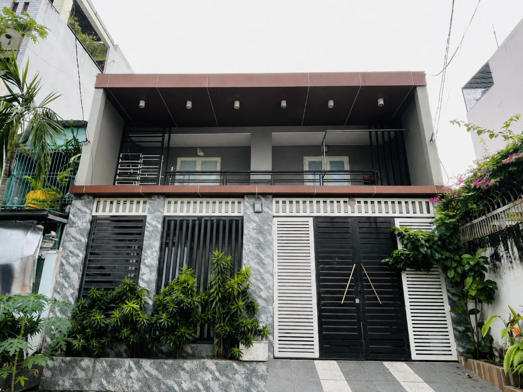Bán nhà hẻm Lê Thúc Hoạch Tân Phú, ngang 8m thông thoáng cực hiếm, DT 152m² giá 13.9 tỷ