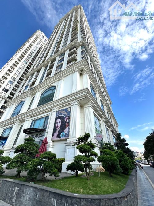 Chính chủ gửi bán căn đập thông 191m - 4n3vs - giá tốt 109tr/m2 chung cư SunshineRiverside