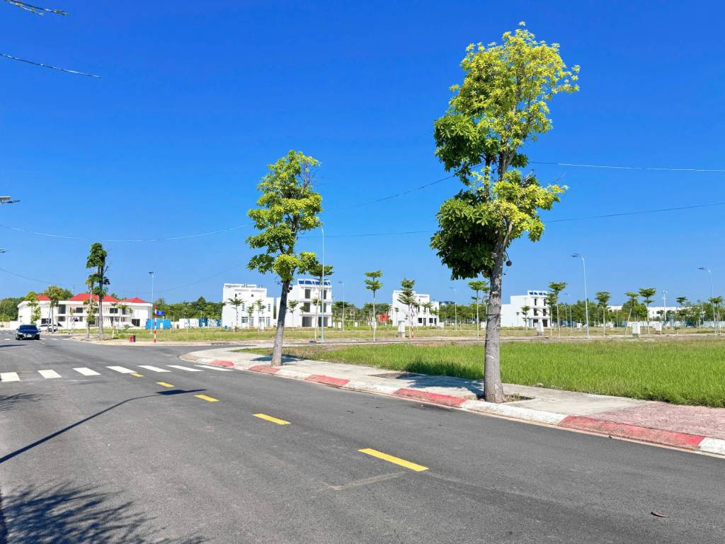 Bán đất Alana City Bình Dương suất đầu tư F0 - sẵn sổ ngay cổng KCN VSIP