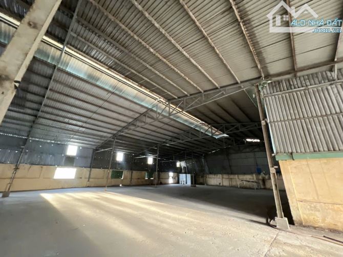 X110 🆘 Bán gấp xưởng mặt tiền trảng bom gần 1000m2 có 300m2 thổ cư 👉Giá chỉ 8ty5 TL *
