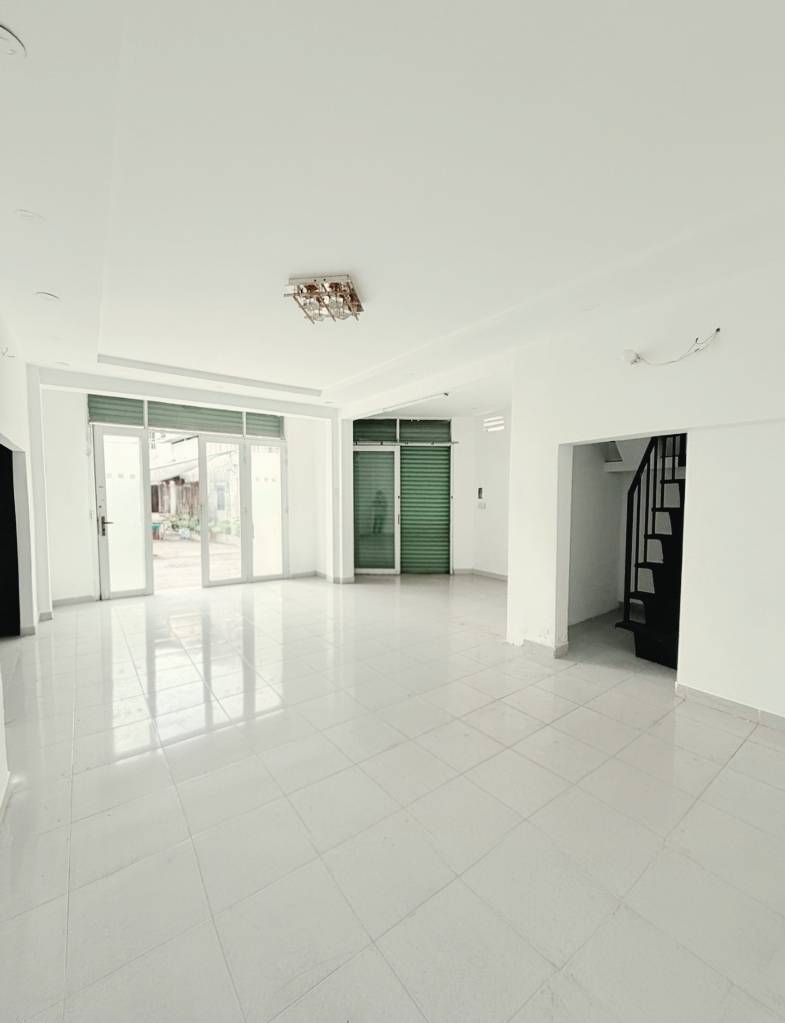 BÁN NHÀ MẶT TIỀN LÊ CẢNH TUÂN TÂN PHÚ, NGANG 8M HIẾM CÓ, VỊ TRÍ ĐẸP KINH DOANH ĐA NGÀNH NGHỀ, 5.6 TỶ