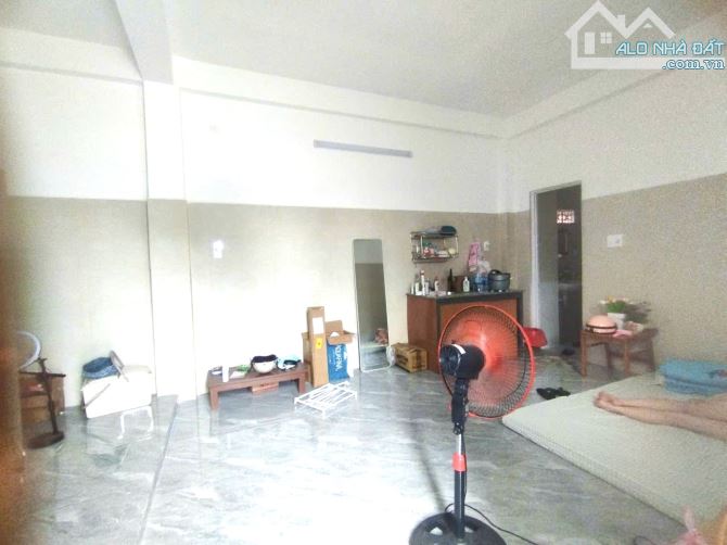 Bán căn hộ 3 tầng cực ngon Cách Mạng Tháng 8, thu nhập gần 35 tr/tháng, 105m2 chỉ 6.x tỷ