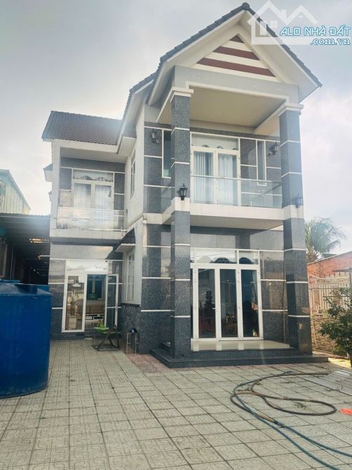 🔥 NHỈNH 8 Đ - BIỆT THỰ CỦ CHI FULL THỔ 528M2 🔥