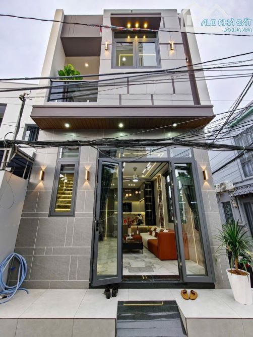 BÁN NHÀ 2 TẦNG GỐC 2 MẶT TIỀN HẺM HỒ BÚN XÁNG
