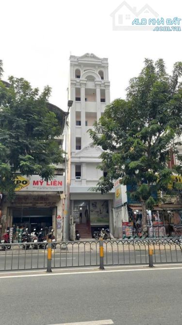 BÁN TOÀ BUILDING MẶT TIỀN LÝ THÁI TỔ QUẬN 10 - 5.65X20M HẦM 7 TẦNG MỚI TINH - GIÁ 49 TỶ