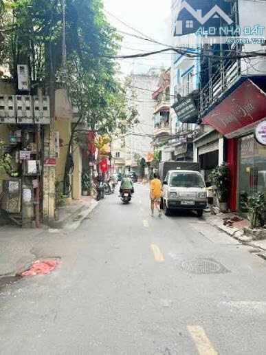 Nguyễn Hoàng - Toà 32 căn hộ 125m² MT 7,5m - Ô tô tránh thông - 3 thoáng - TM - 47,9 tỷ