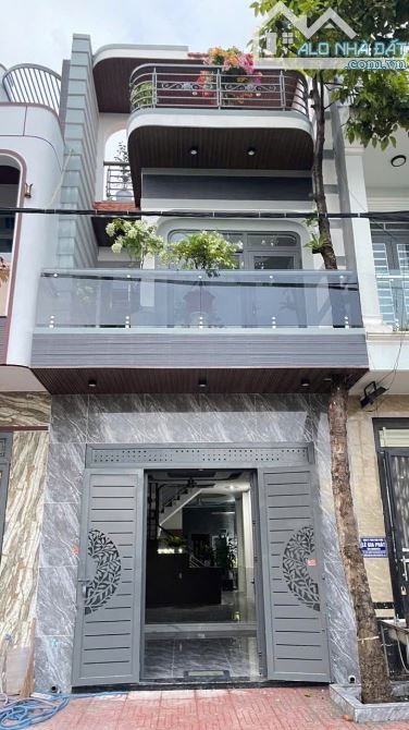 CHỦ NGỘP VỐN GIẢM SÂU BÁN NHANH NHÀ NGUYỄN TRÃI, QUẬN 5 - GIÁ 4.55TỶ/71,4M2 - 3PN 3WC