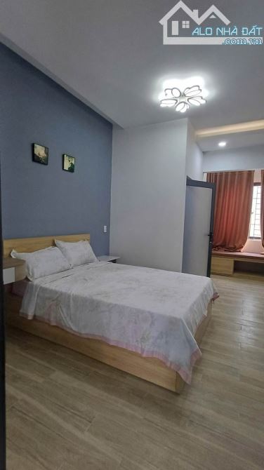 CHỈ NHỈNH 10TỶ SỞ HỮU TOÀ CH NHỎ XINH 4 TẦNG SÁT BIỂN MỸ KHÊ