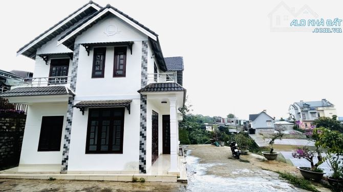 Cần bán Villa đường Xuân Thọ, Xuân Thọ, Đà Lạt, 400m2, ngang 20, dài 22 mét