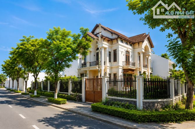 BIỆT THỰ LÔ GÓC – DIỆN TÍCH 500M² – NGANG 21M – ĐƯỜNG PHẠM TỨ, SÁT CẦU NGUYỄN TRI PHƯƠNG