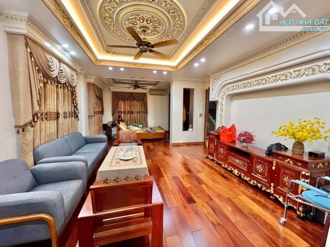 bán biệt thự trần thủ độ, hoàng mai gần hoàn kiếm ô tô kd 292Mx4TxMT15,6m hơn 60 tỉ có TL